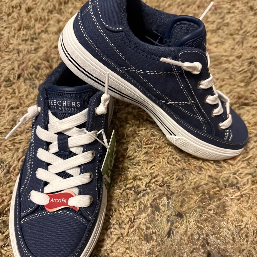 Skechers Women's Arcade Sneakers Sz US 5M Women - Picture 3 of 6